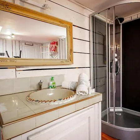 Logis Du Couvent Yourhosthelper Lägenhet